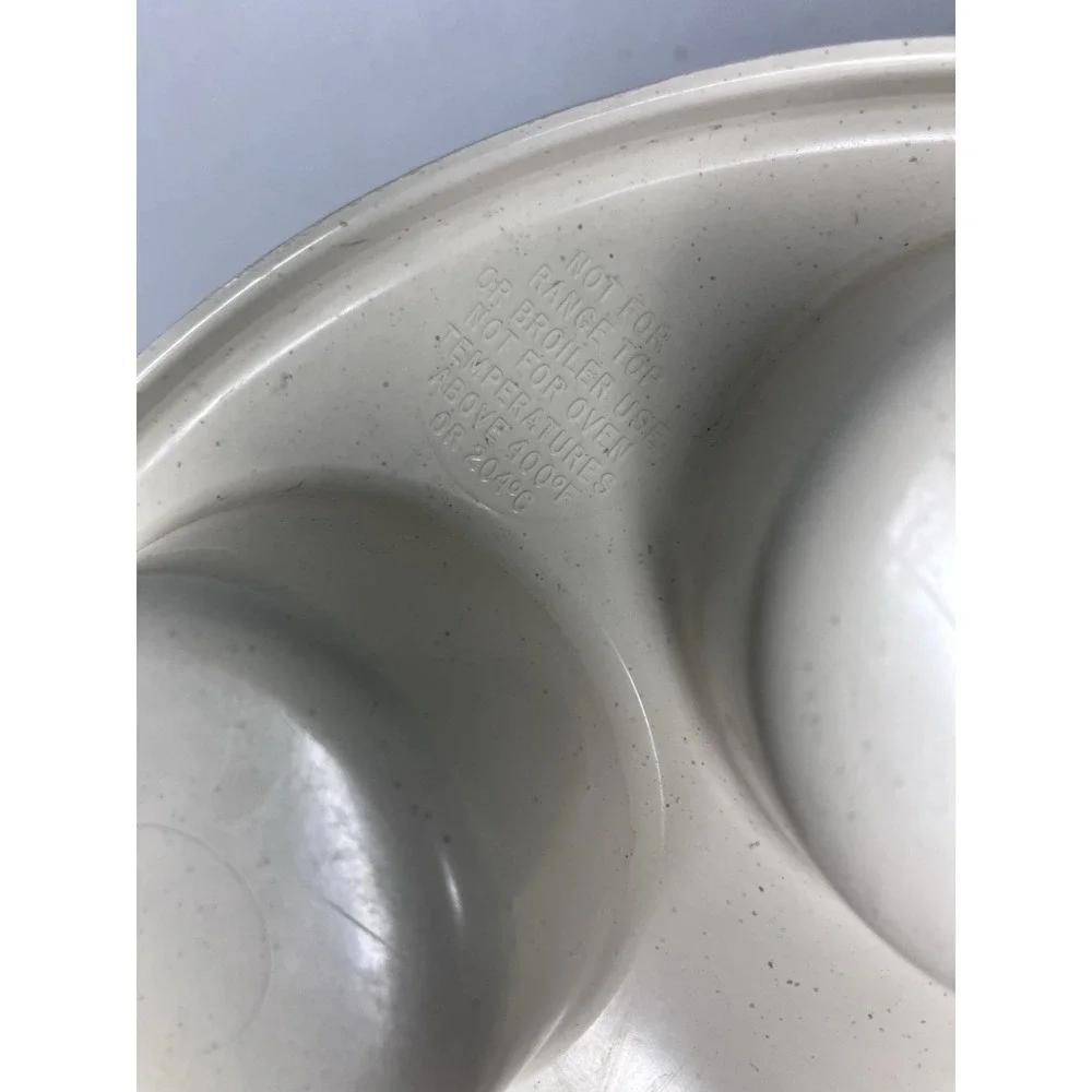 Vintage Anchor Ovenware Microware Microwave & Oven Muffin Pan 9.75
